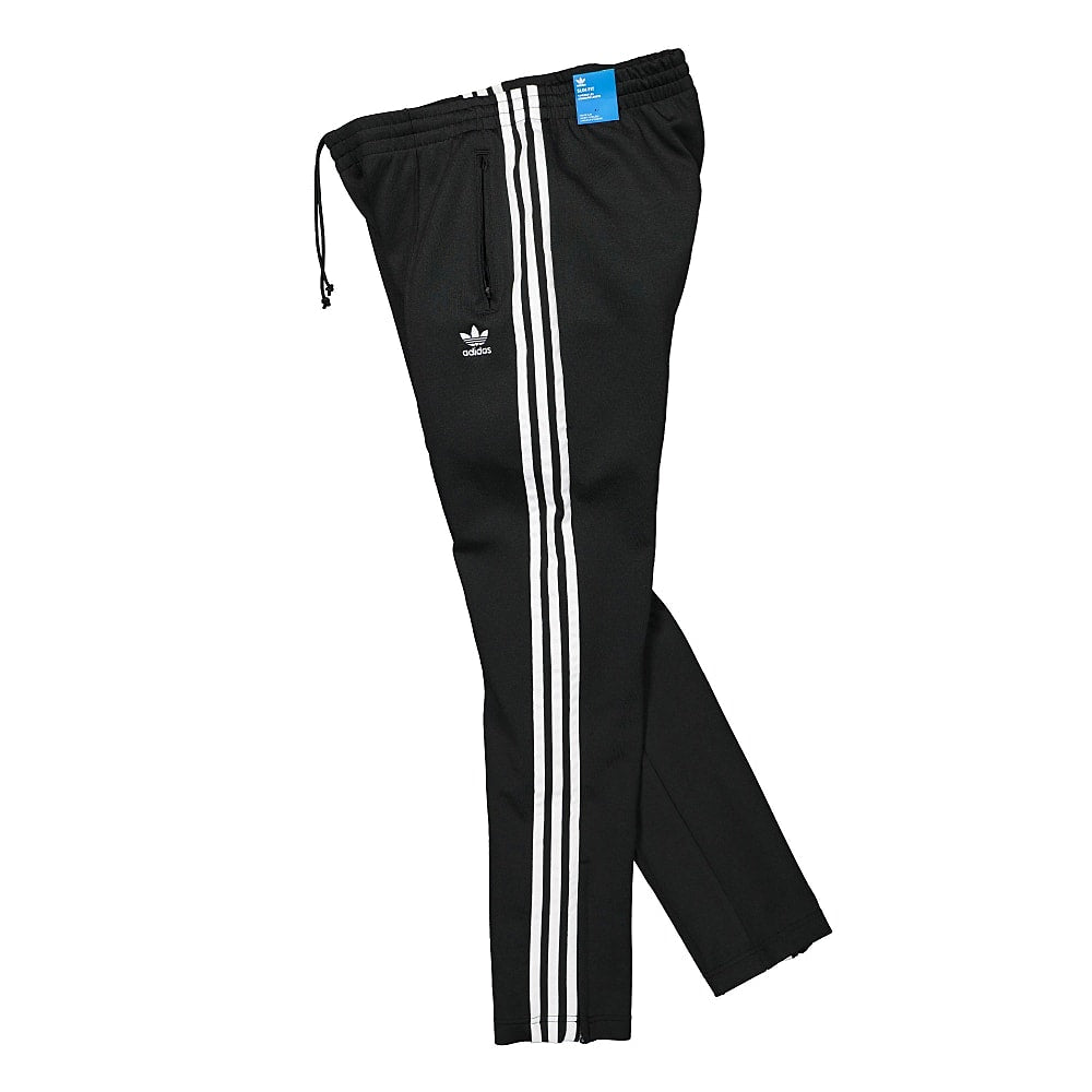 adidas Wmns Superstar Primeblue Track Pants Black / White Sweat & Track Pants Close-up | Overkill