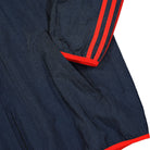 adidas FC Bayern München Icon Woven Jacket Night Navy / Active Red Jackets Detailfoto | Overkill