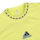 adidas Juventus Icon Crew Sweatshirt Pulse Yellow / Victory Blue Sweatshirts Close-up | Overkill