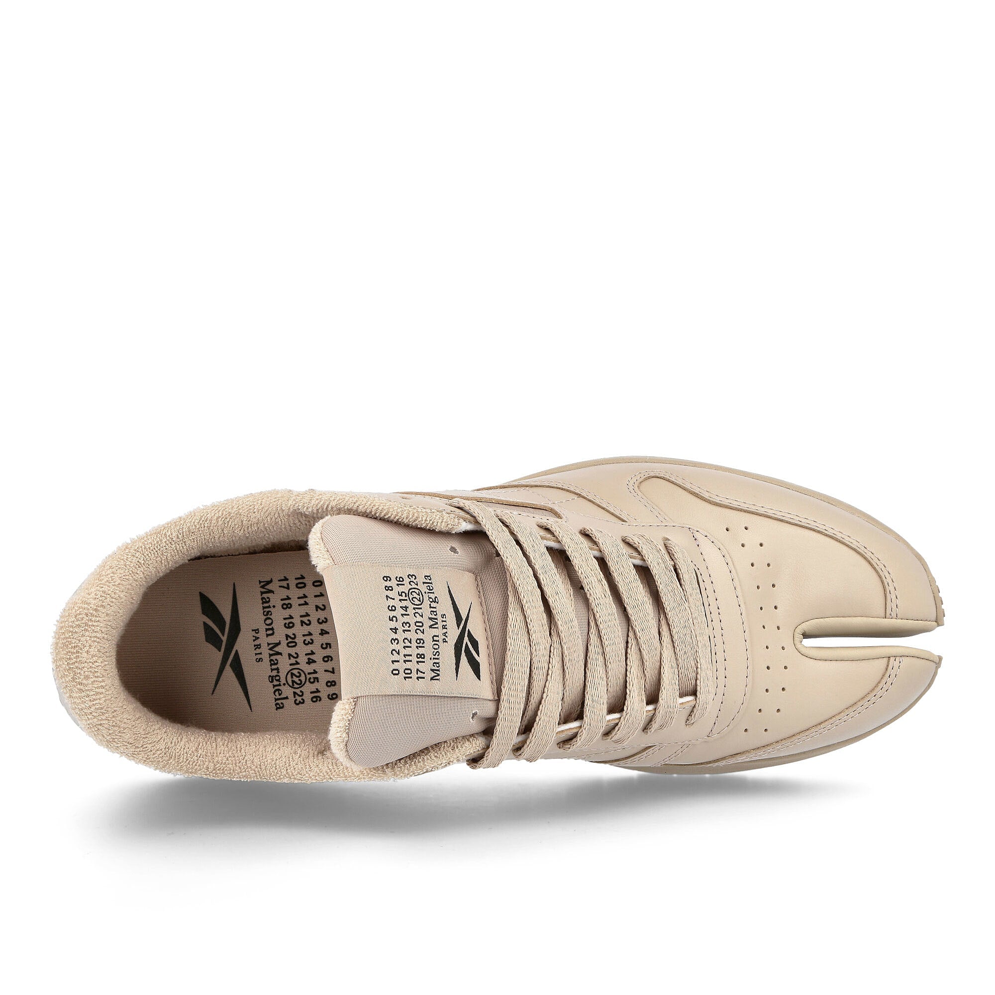 Reebok Maison Margiela x Reebok Project 0 Classic Natural  Detail view 2 | Overkill