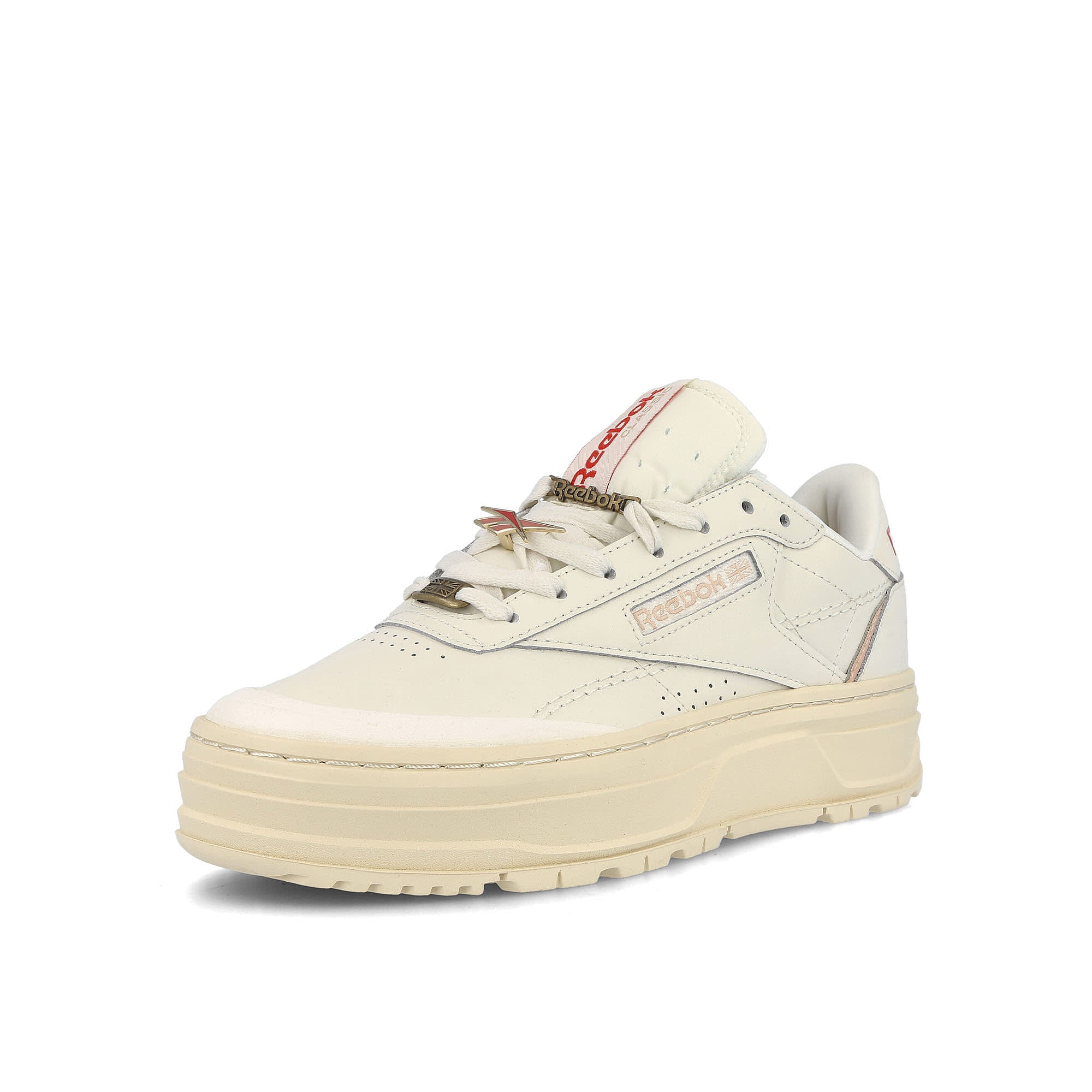 Reebok wmns club c double geo Chalk-Alabaster-Soft Ecru Sneakers  Close Up | Overkill
