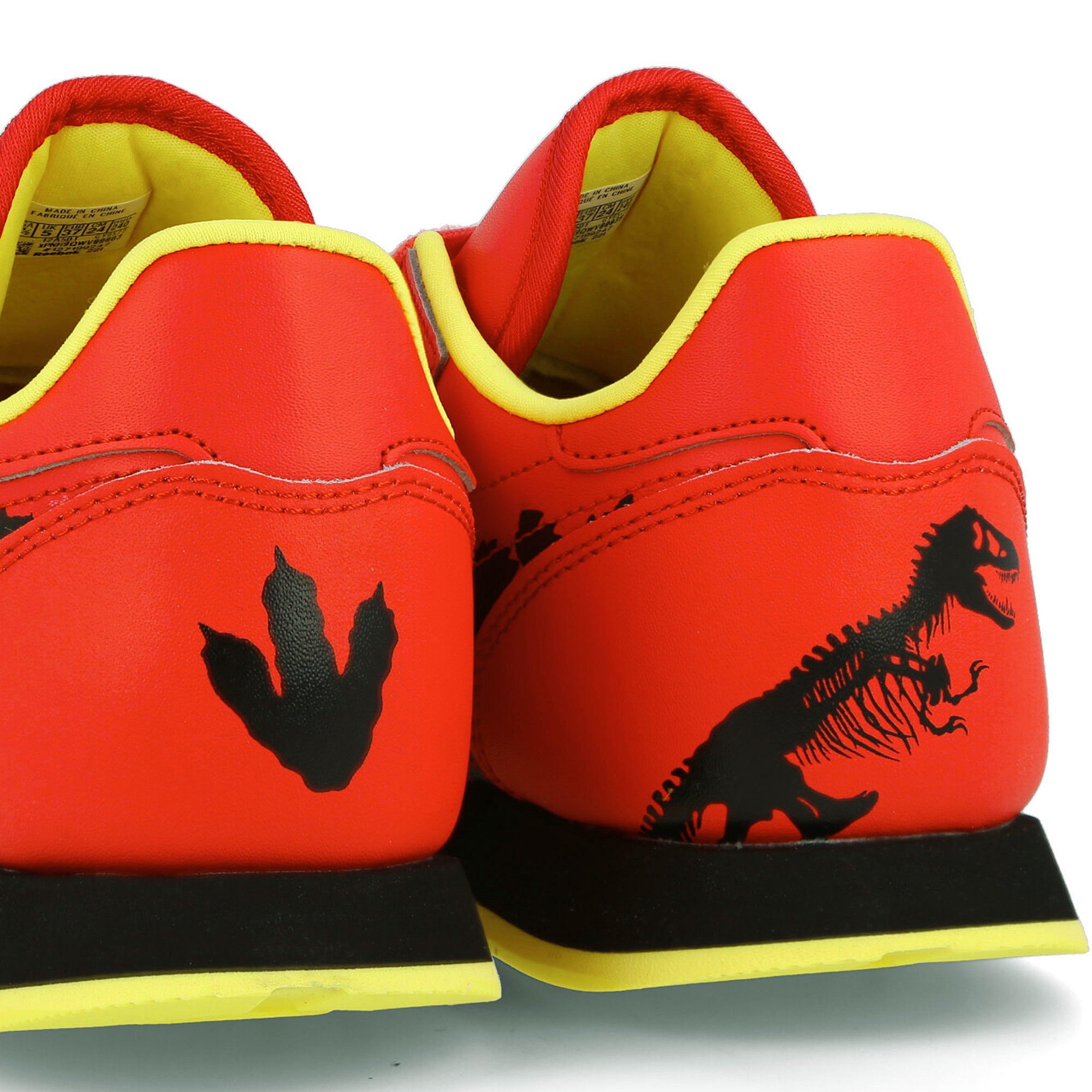 Reebok Jurassic Park x Reebok Classic Leather Junior Radiant Red-Coal-Blaze Yellow Sneakers  Detailfoto | Overkill