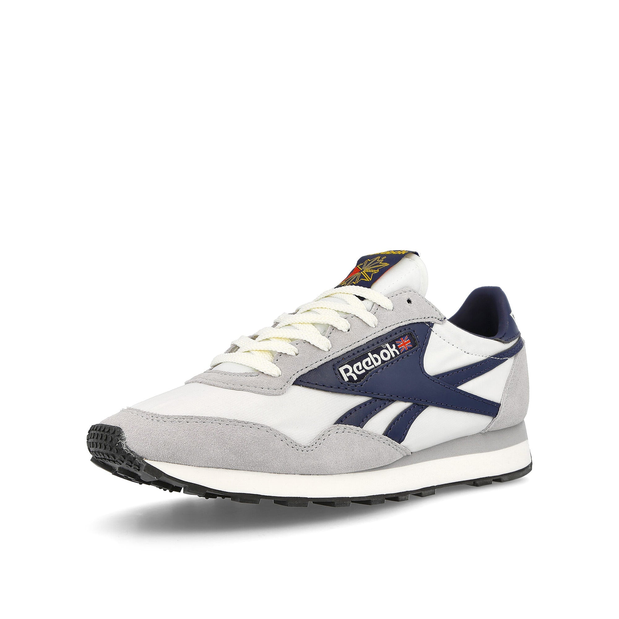 Reebok aztec ii Chalk-Pure Grey 3-Vector Navy Sneakers  Close Up | Overkill