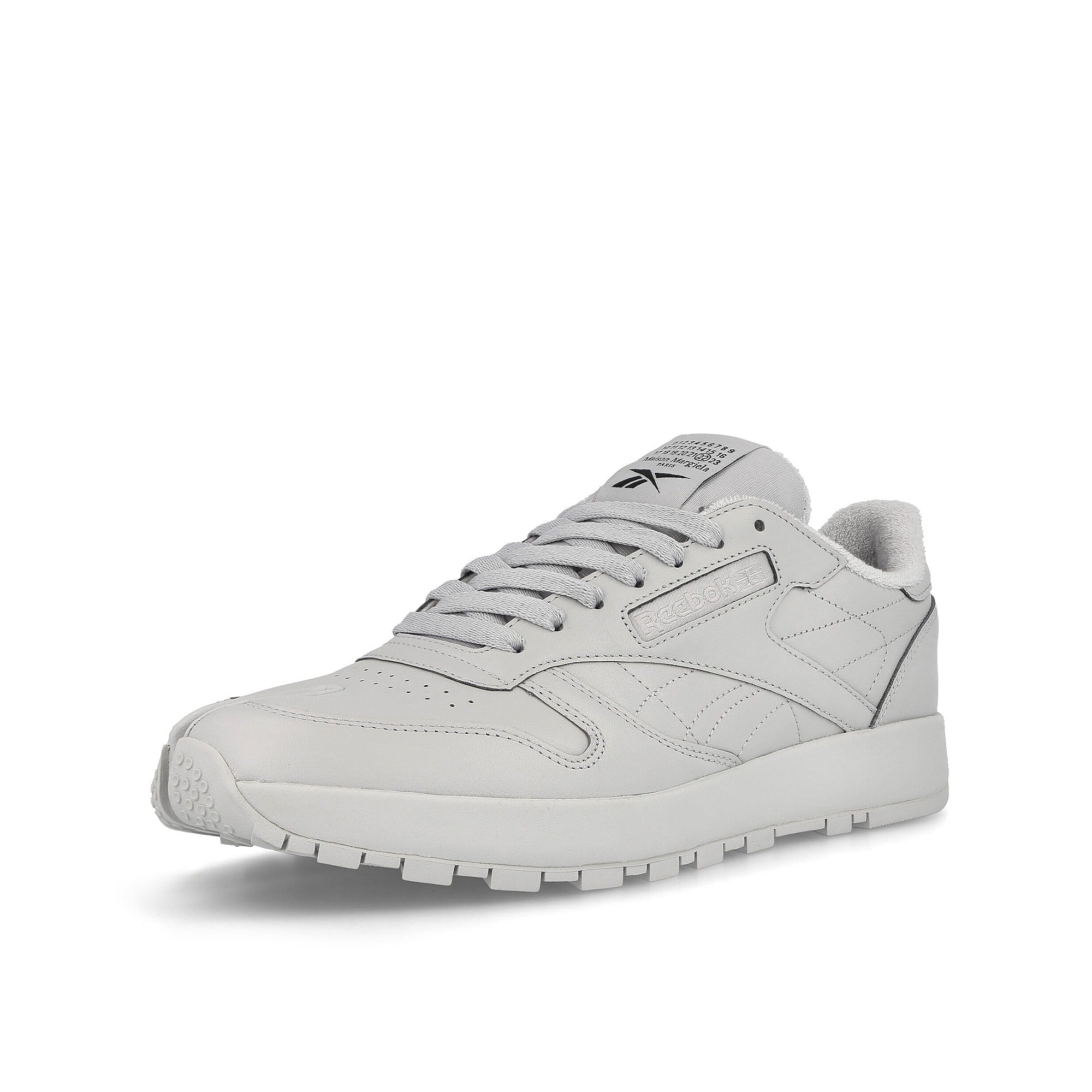Reebok Maison Margiela x Reebok Project 0 Classic Pure Grey 2 / Black / White  Detailfoto | Overkill