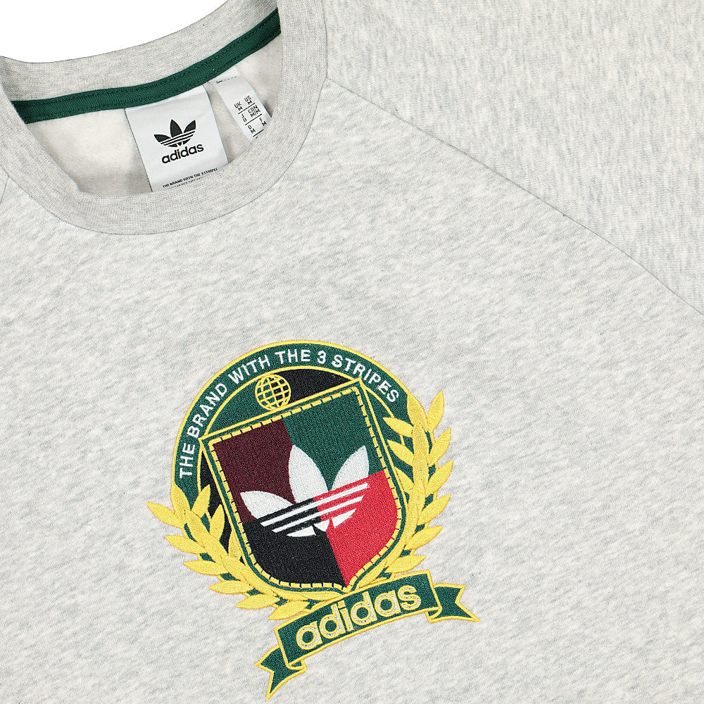 adidas C Crest Crew Light Grey Heather Sweatshirts Close-up | Overkill
