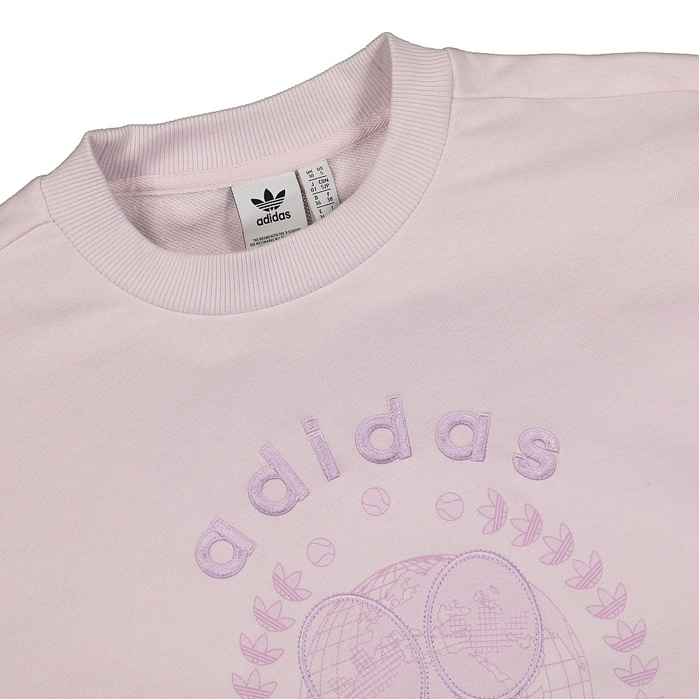 adidas Wmns Graphic Sweater Pearl Amethyst Sweatshirts Close-up | Overkill