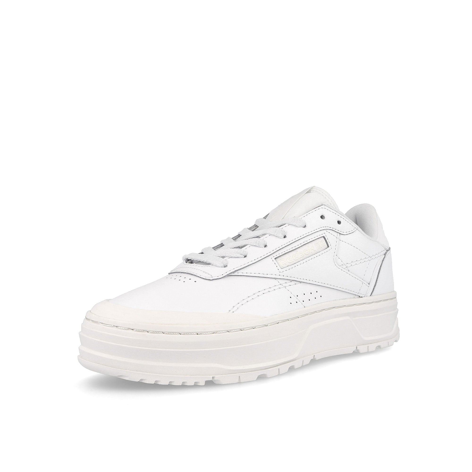 Reebok wmns club c double geo Footwear White / Footwear White / Chalk White  Detailfoto | Overkill