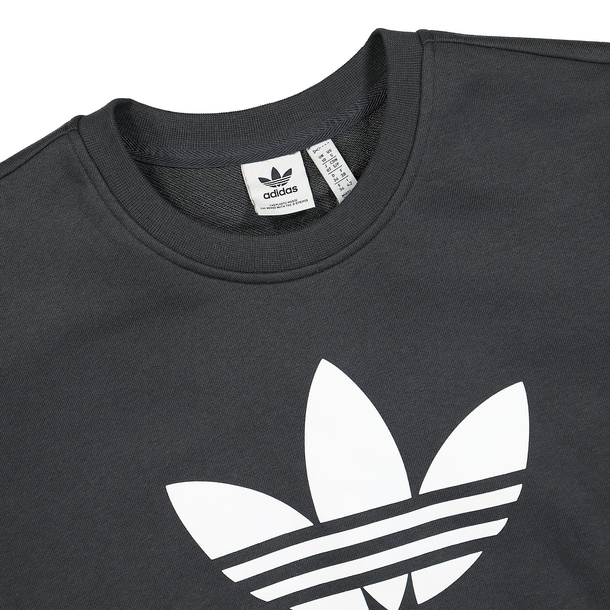 adidas Wmns Crew Sweatshirt Carbon Sweatshirts Close-up | Overkill