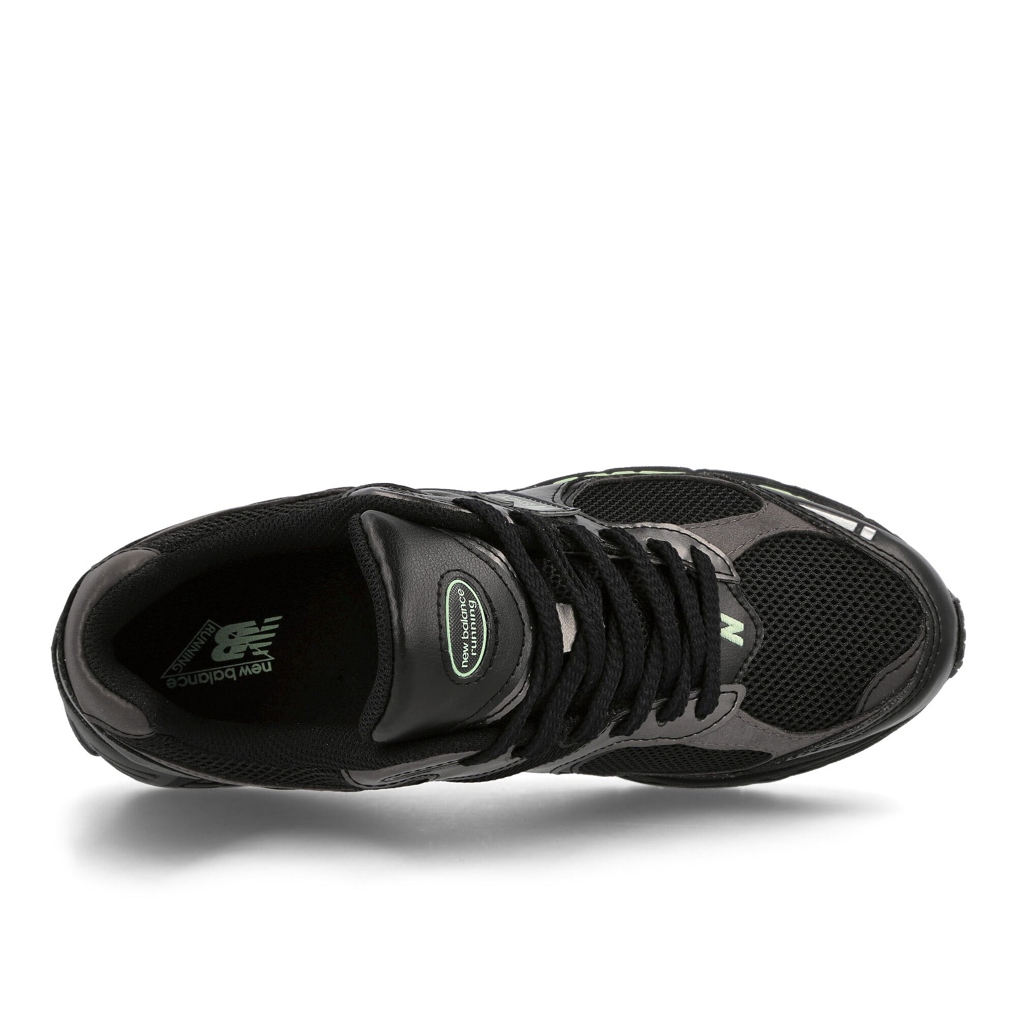 New Balance m2002rld Black-Green Low Top Sneakers  Detailfoto | Overkill