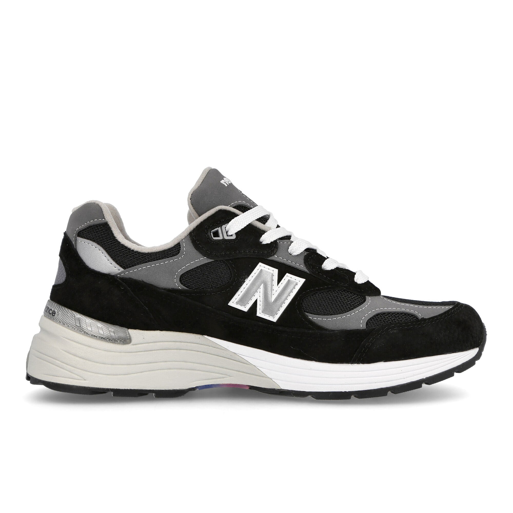 New Balance m 992 eb Black / Grey   Material | Overkill