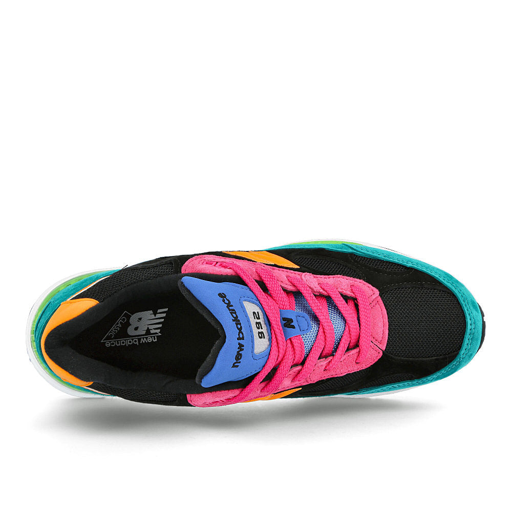 New Balance m 992 re Green-Pink Low Top Sneakers  Detailfoto | Overkill
