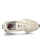 New Balance MS327CQ Beige / White Low Top Sneakers  Detailfoto | Overkill