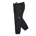 The North Face Conrads Cargo Pant Black Cargo Pants Close-up | Overkill