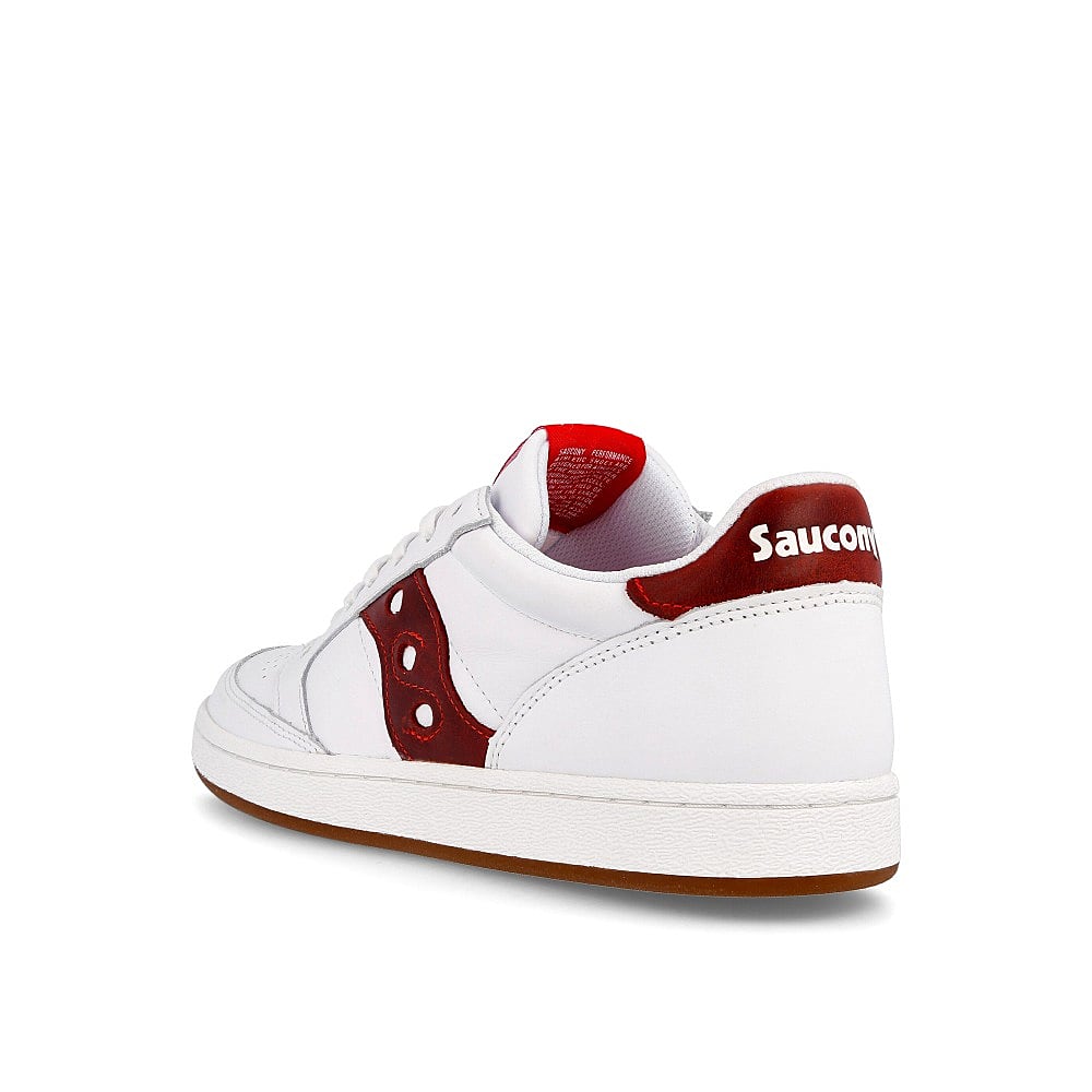 Saucony jazz court White / Red  Close-up | Overkill