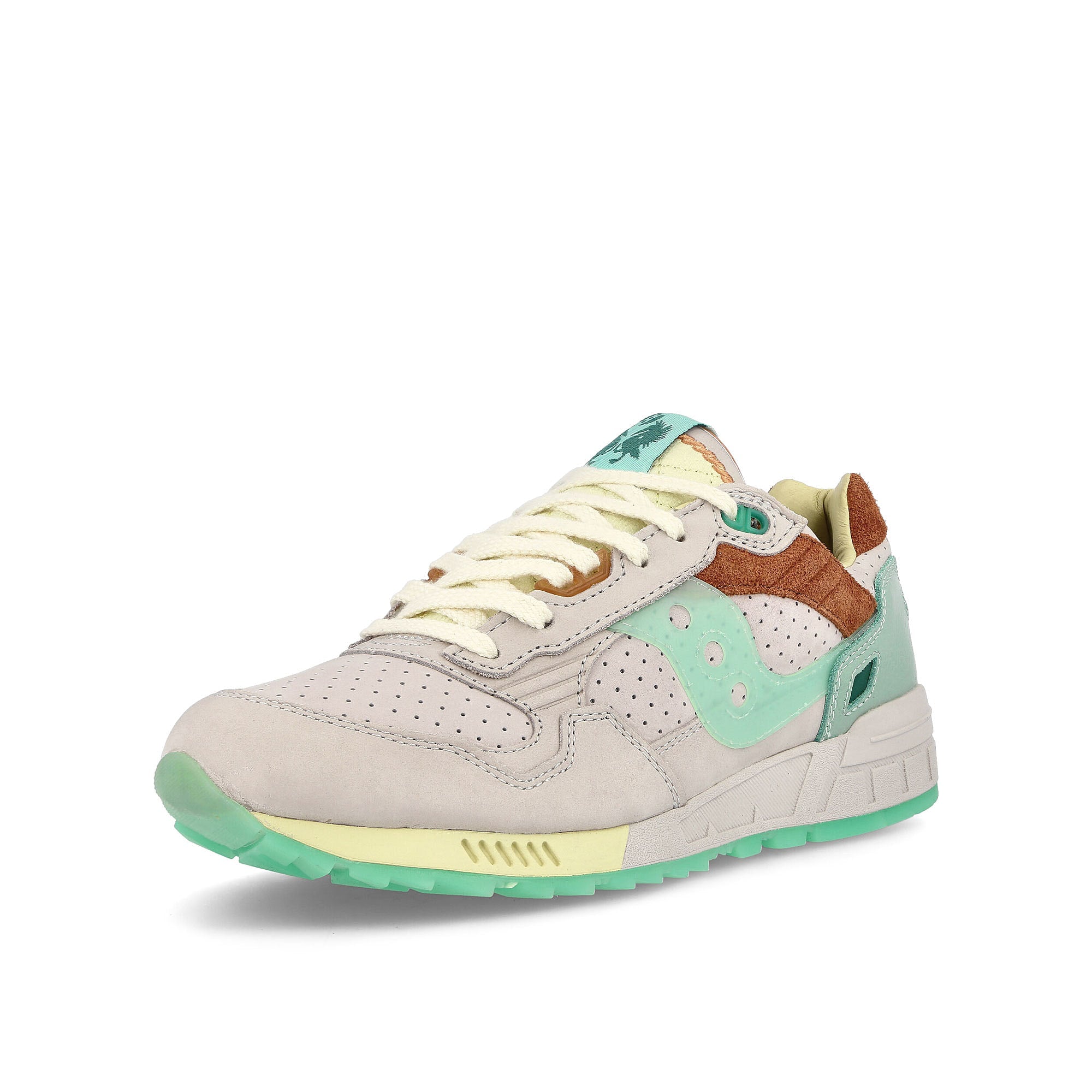 Saucony shadow 5000 Beige-Green Sneakers  Close Up | Overkill