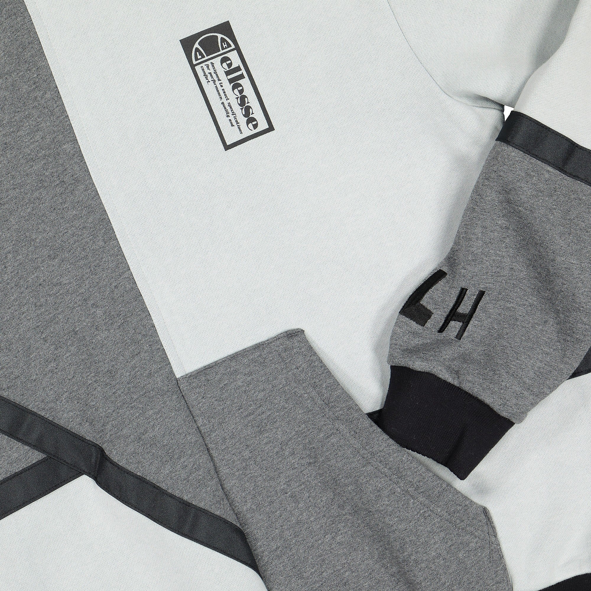 Ellesse Liam Hodges x Ellesse Essere Sweatshirt Light Grey Sweatshirts Detailfoto | Overkill