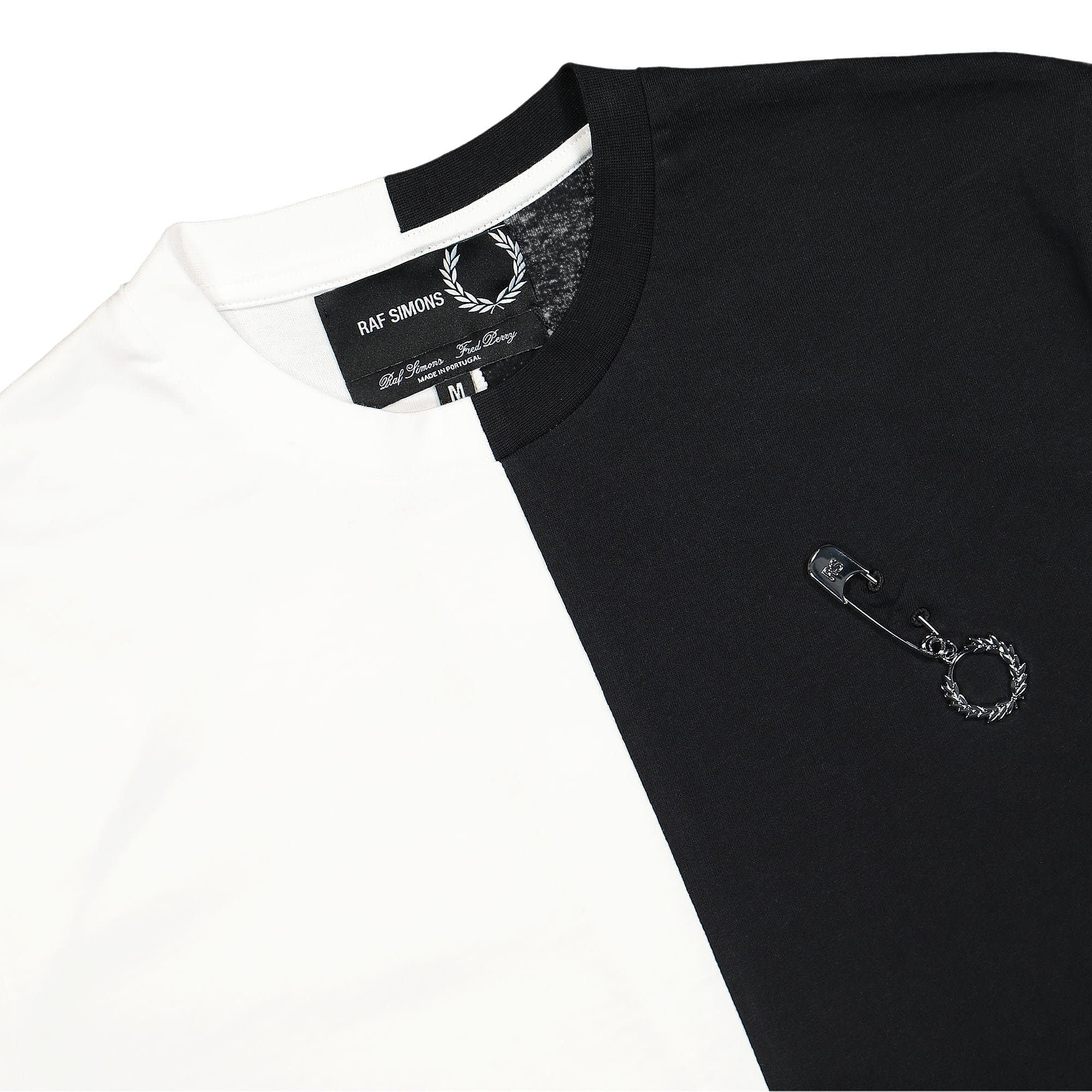 Fred Perry Raf Simons x Fred Perry Split T-Shirt Black T-Shirts Close-up | Overkill