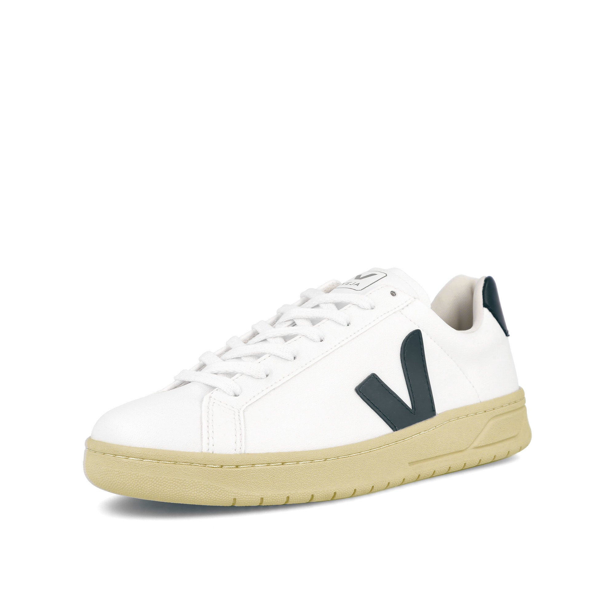 Veja urca cwl White Nautico-Butter Sneakers  Close Up | Overkill