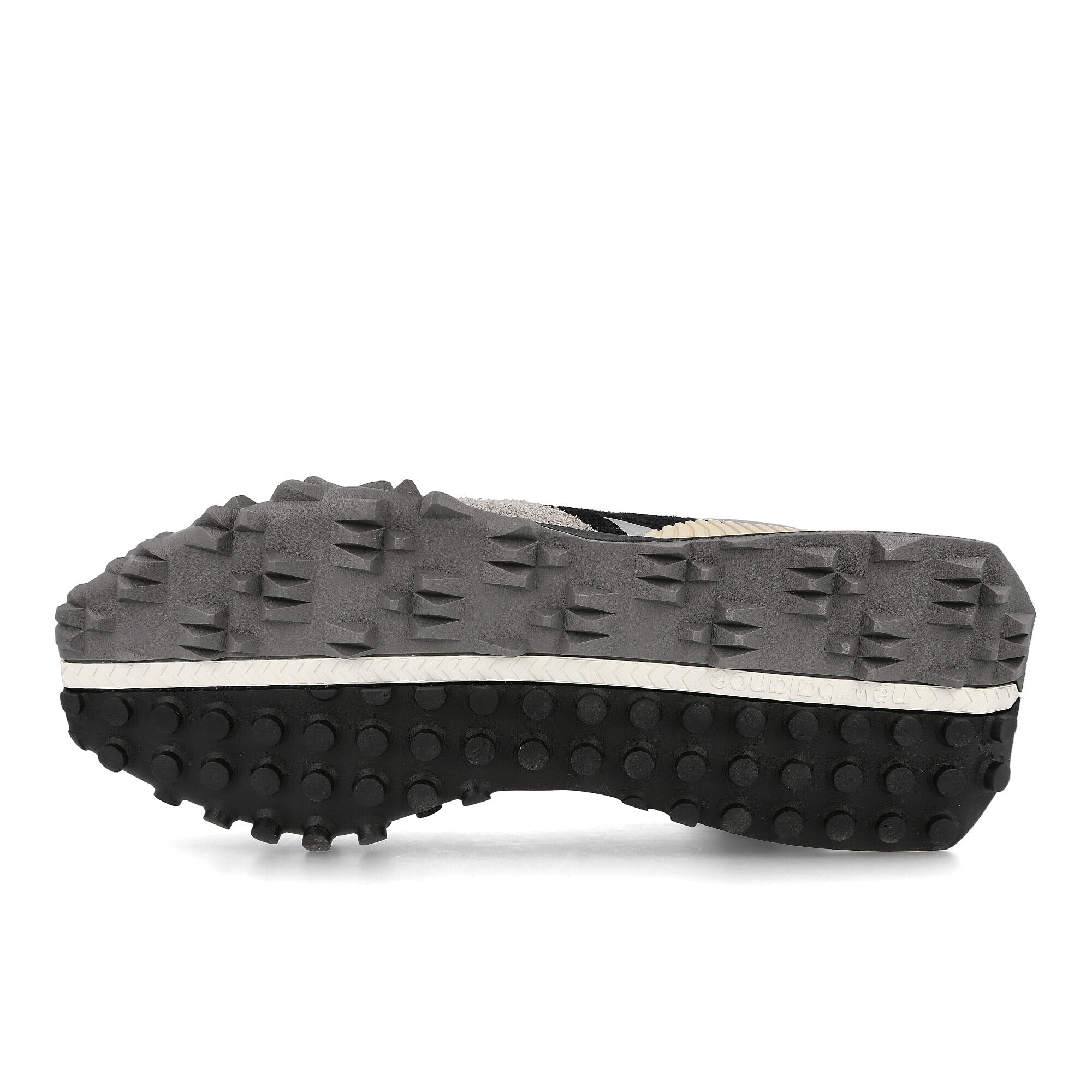 New Balance u xc-72 aa1 Grey / Black  Detail view 2 | Overkill