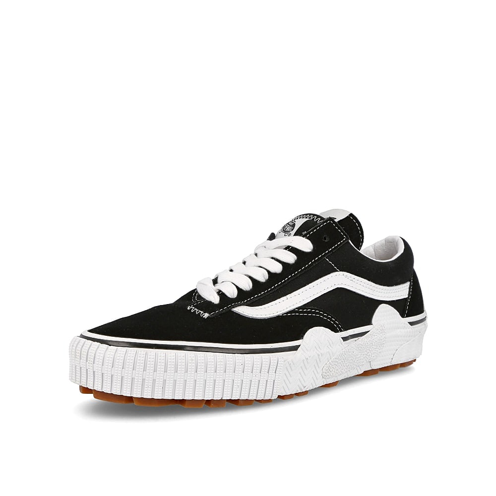 Vans cap mash lo lx Black-White Low Top Sneakers  Close Up | Overkill